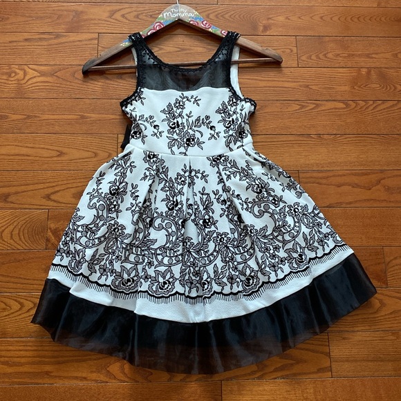 Iris & Ivy size 7 girls black and white formal dress. - Picture 9 of 15
